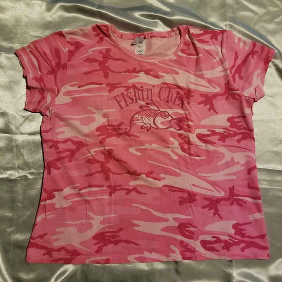 Fishin' Chix Pink Camo T Shirt - Picture 1 of 3